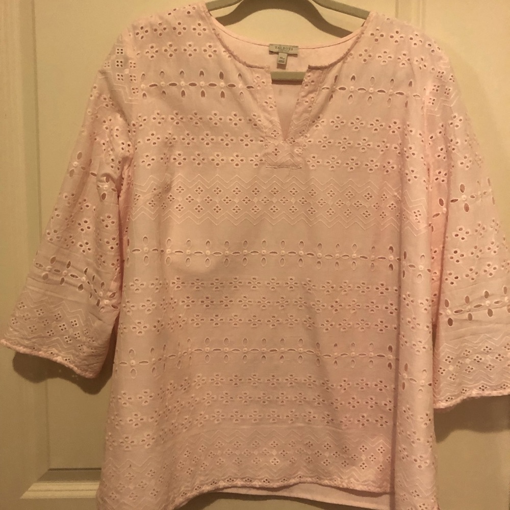 Women XL P, light pink eyelet top